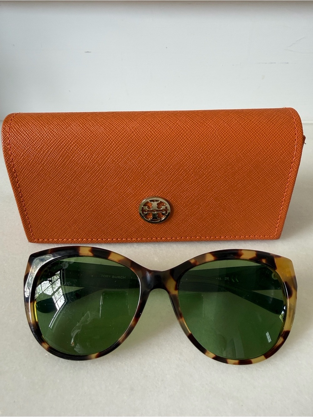 Tory Burch Tortoiseshell Sunglasses with Green Lenses and Orange Case - Picture 2 of 9